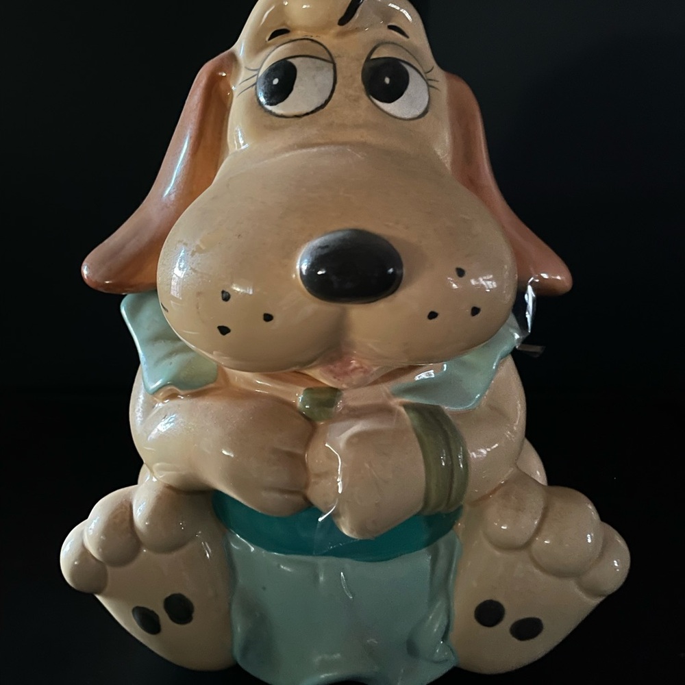 Vintage female Pound Puppy Cookie Jar 1987 Tonka Corp Moderate Paint Chip
